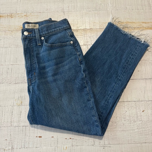 Madewell Denim - Madewell the Perfect Vintage Straight Jean size 27 Ankle Length Raw Hem
